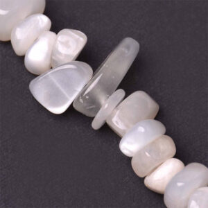 Moonstone Blanco Chip 5x8mm- 40cm aprox (1 tira)